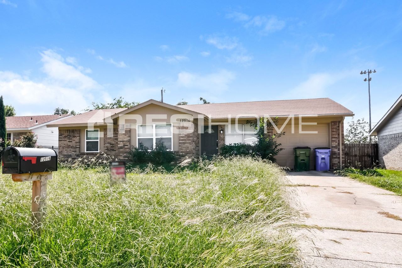 12516 Spring Branch Dr - Photo 3 of 23