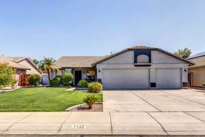 featured image of 1113 E Betsy Ln #BETSY