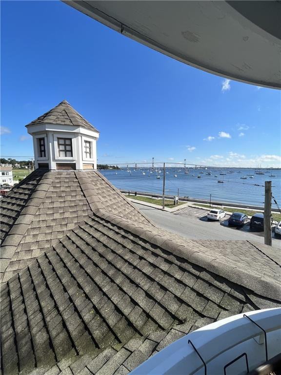 53 Conanicus Ave - Photo 2 of 19