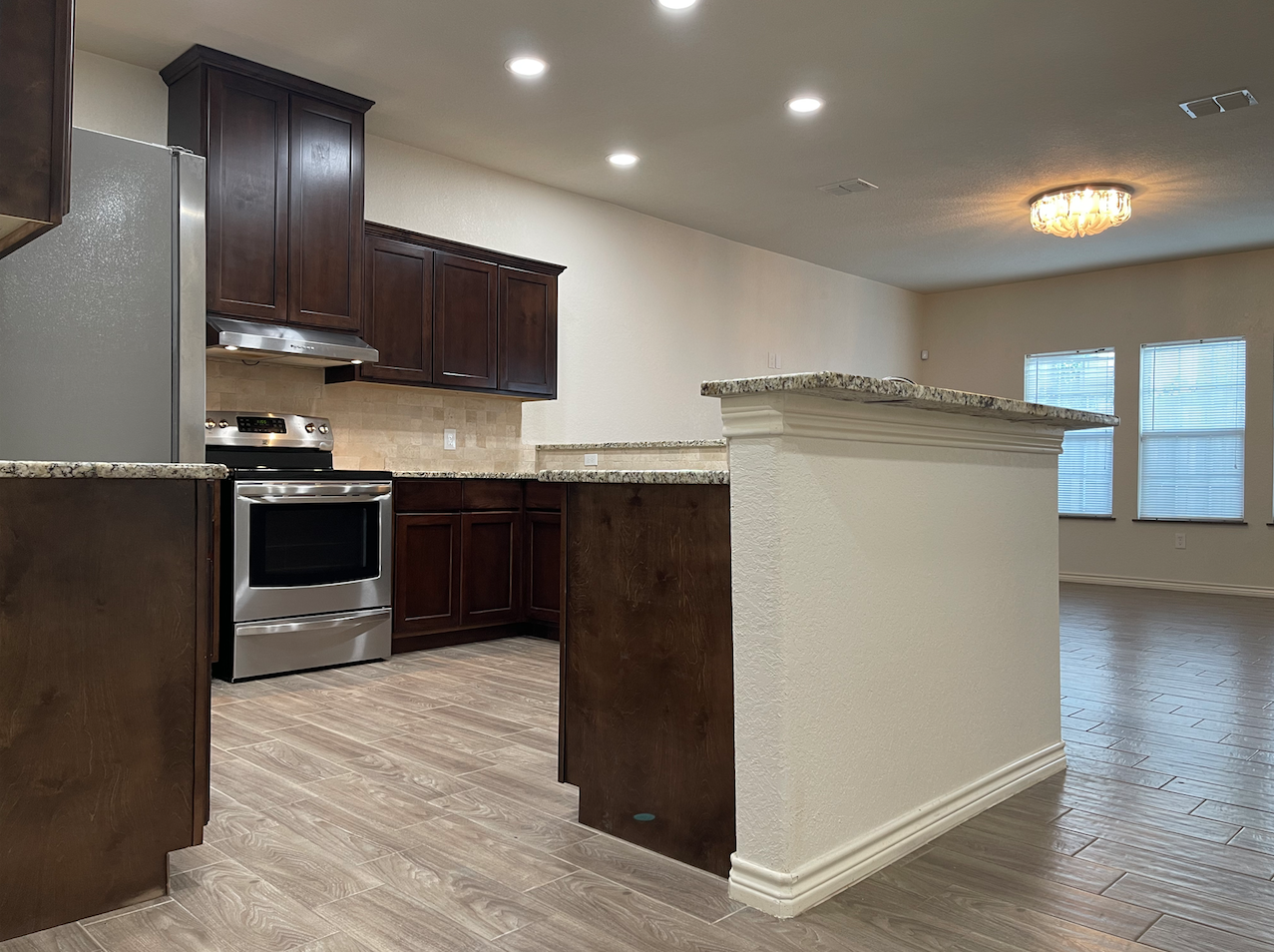 7015 Hallie Ridge San Antonio, Tx. 78227 #1 - Photo 5 of 30