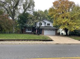 featured image of 1120 E James St #1