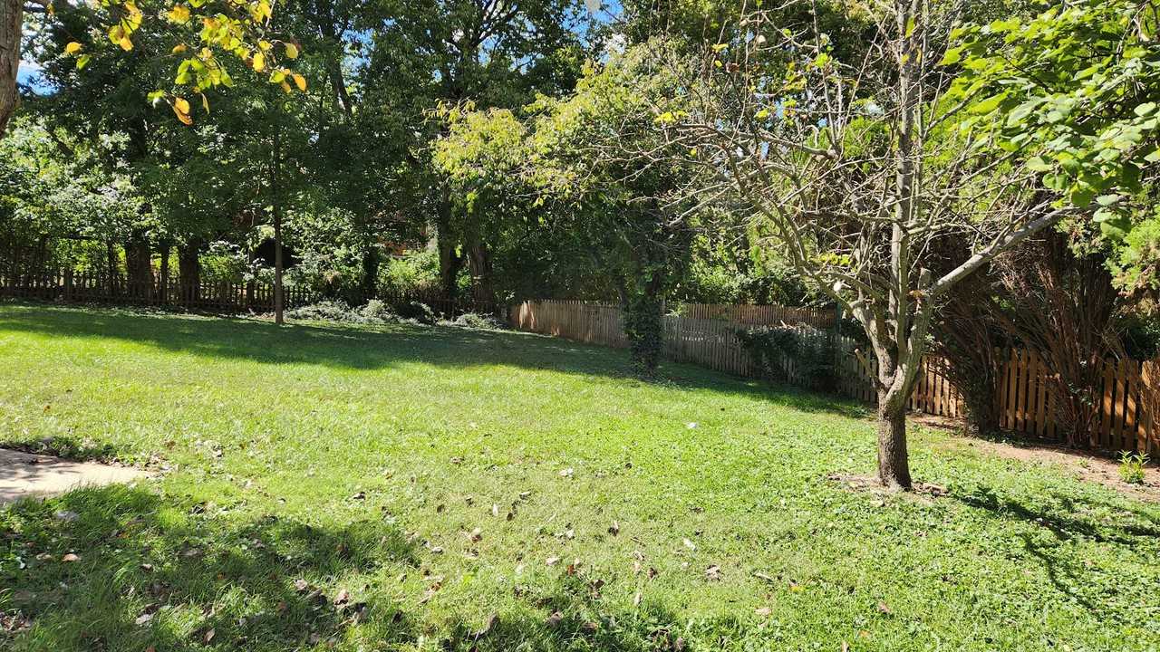 3305 Mallory Circle - Photo 6 of 23