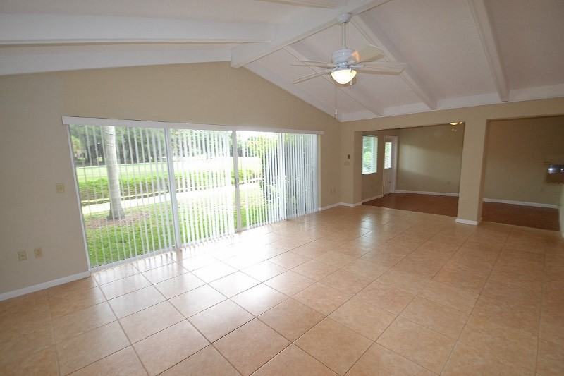 4856 Hawkshead Park - Photo 3 of 6