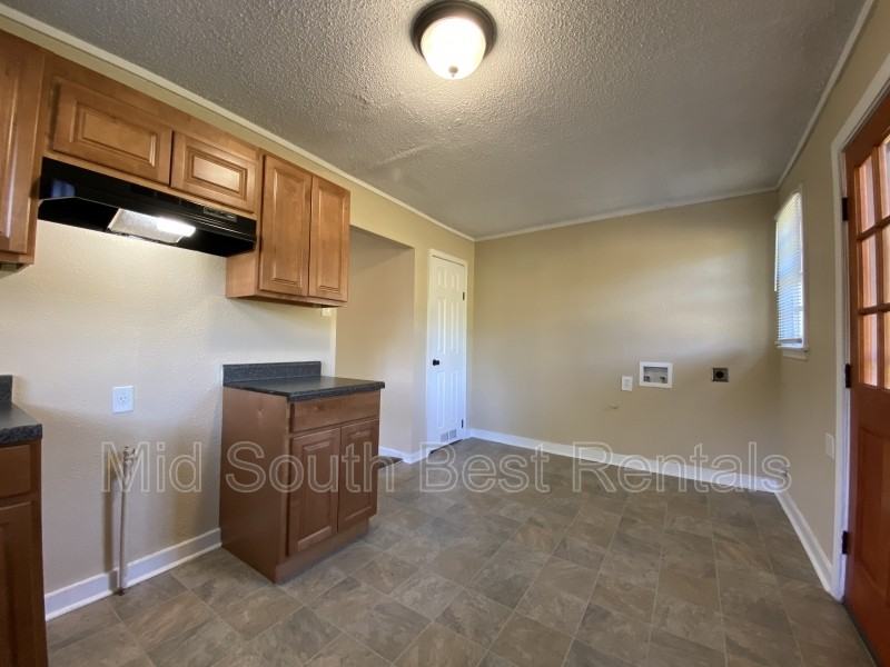 803 W Levi Rd - Photo 2 of 8