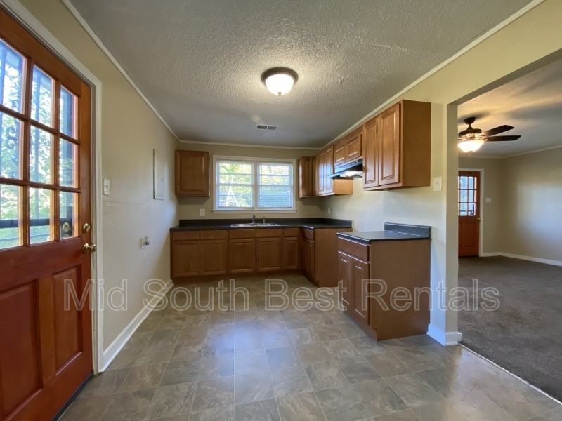 803 W Levi Rd - Photo 3 of 8