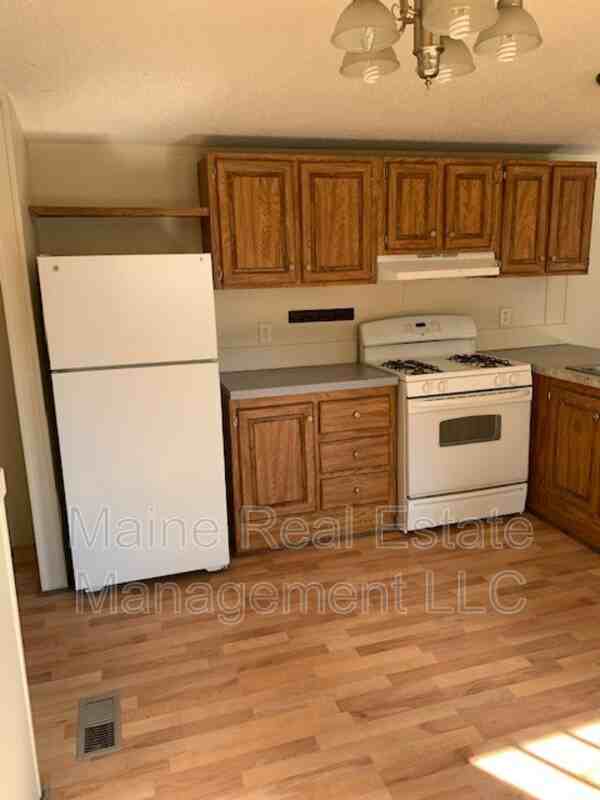 10 Clover Leaf St - Photo 2 of 16