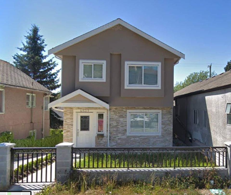 4531 Victoria Drive #Main - Photo 2 of 21