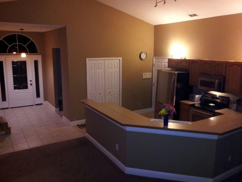 121 Via Mariel E Dr - Photo 2 of 10