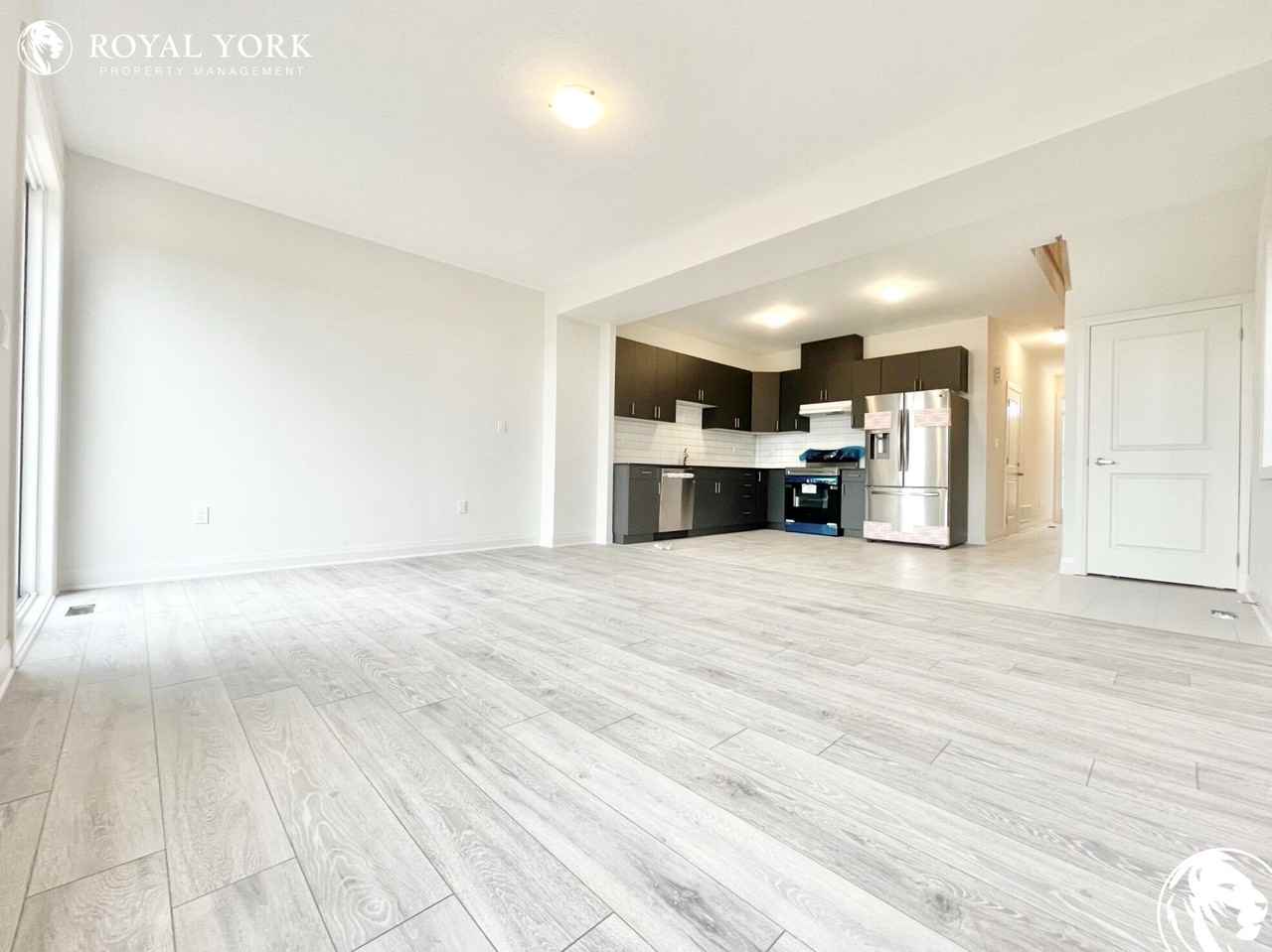 74 Middleton St - Photo 3 of 31