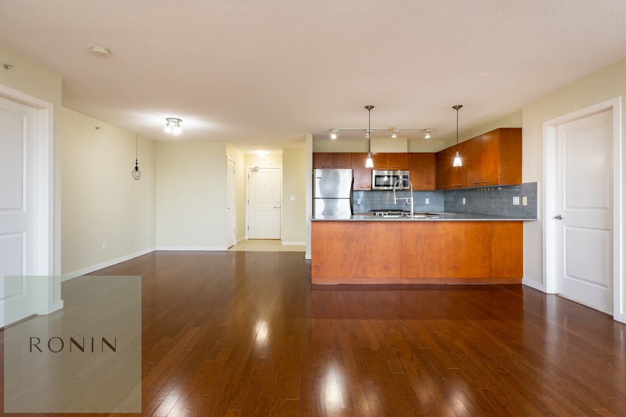 4333 Central Boulevard #2106 - Photo 3 of 30