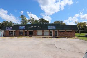 featured image of 1037 S Main St #1