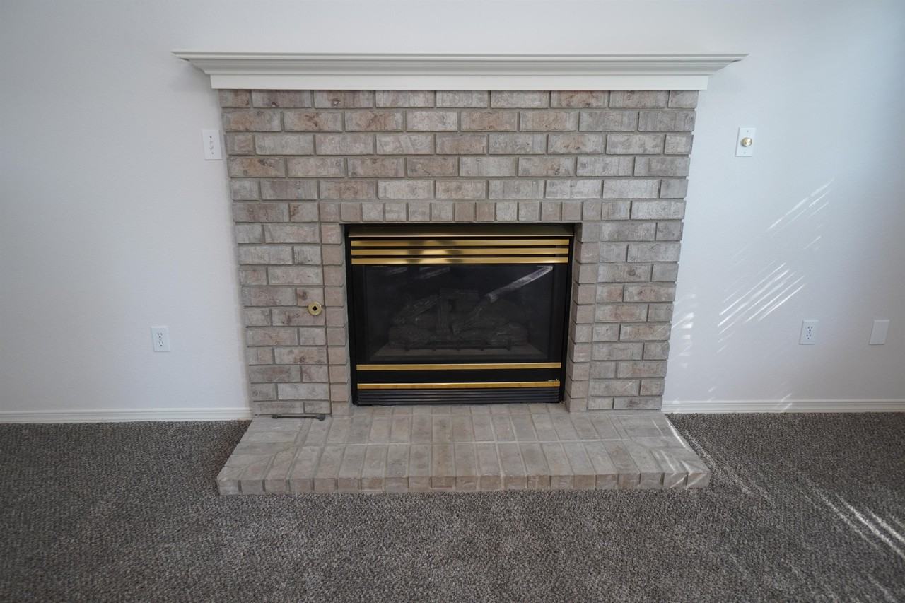 7527 W Lamplighter St #1 - Photo 2 of 32