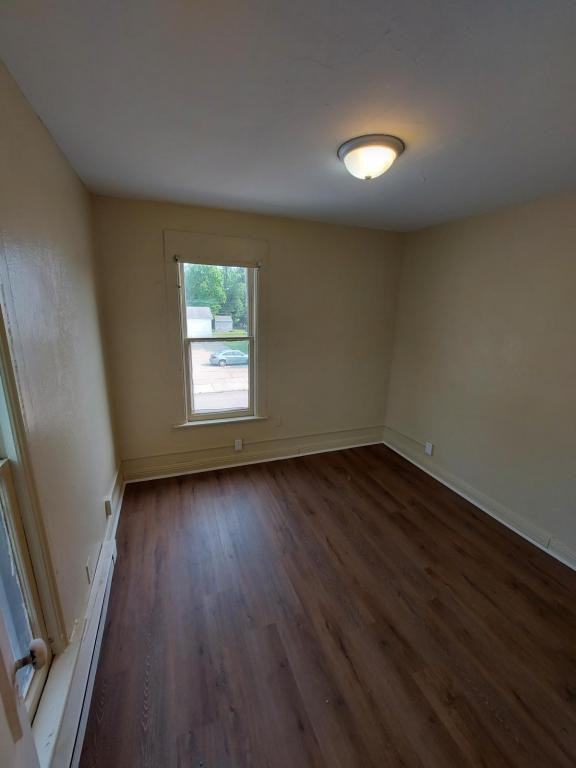 715 Bower St - Photo 2 of 10