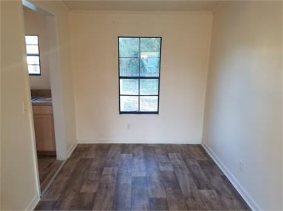 4094 Nashville Dr - Photo 3 of 9