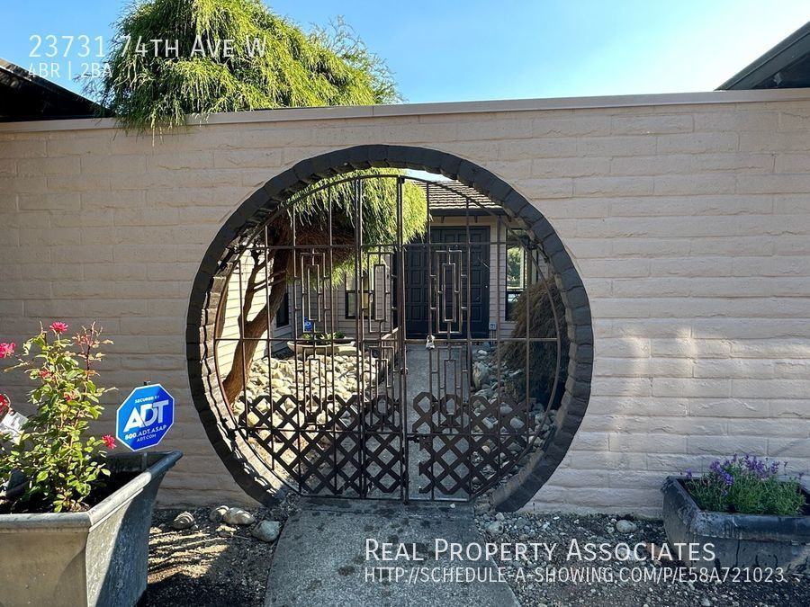 23731 74th Ave W - Photo 3 of 21