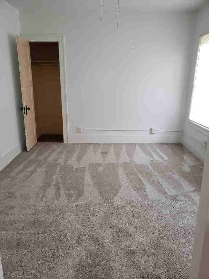 645 N Crystal Ave #4 - Photo 2 of 16