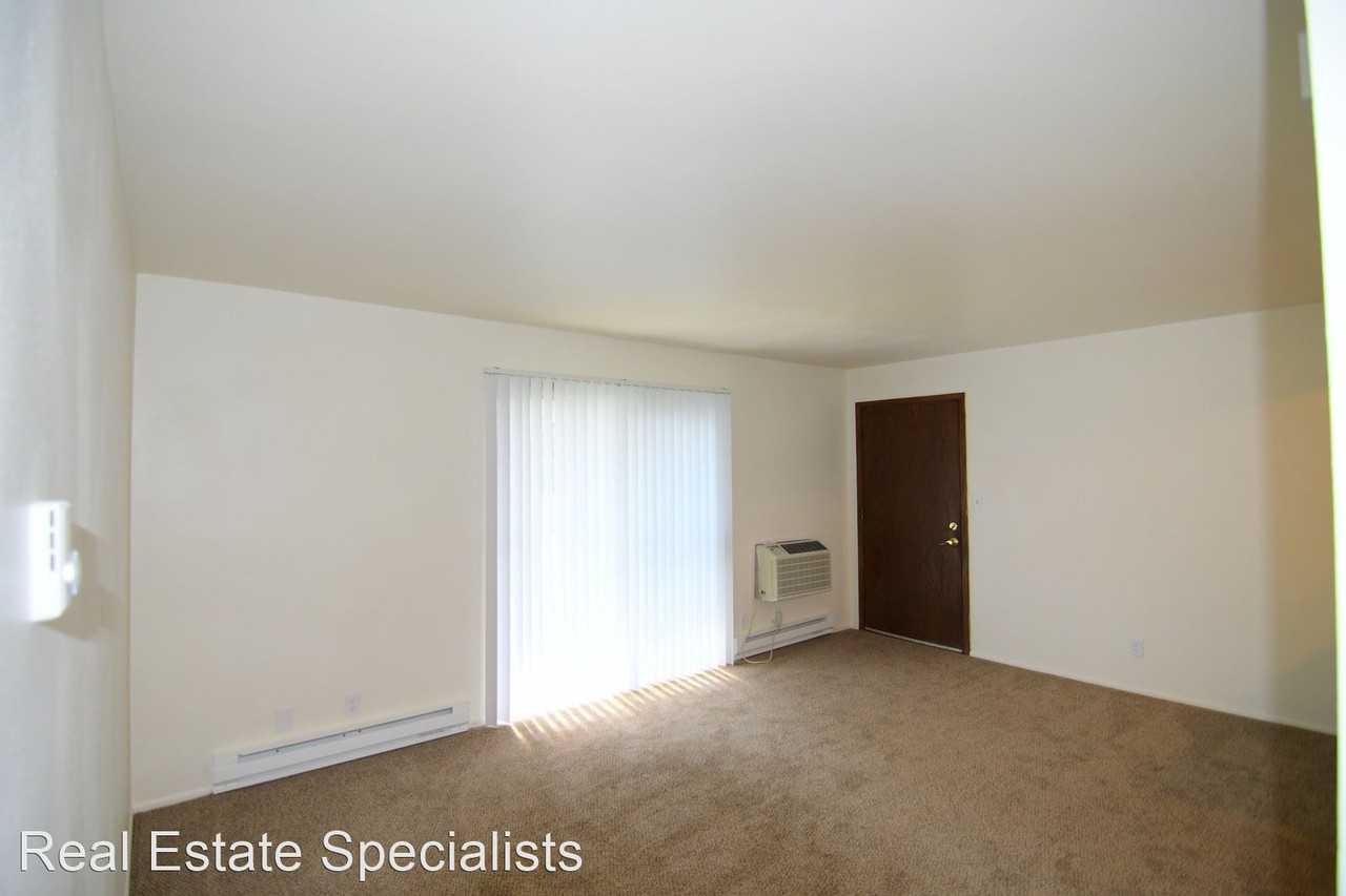 442 Hartwell Street & 218 Lewis Street - Photo 3 of 8