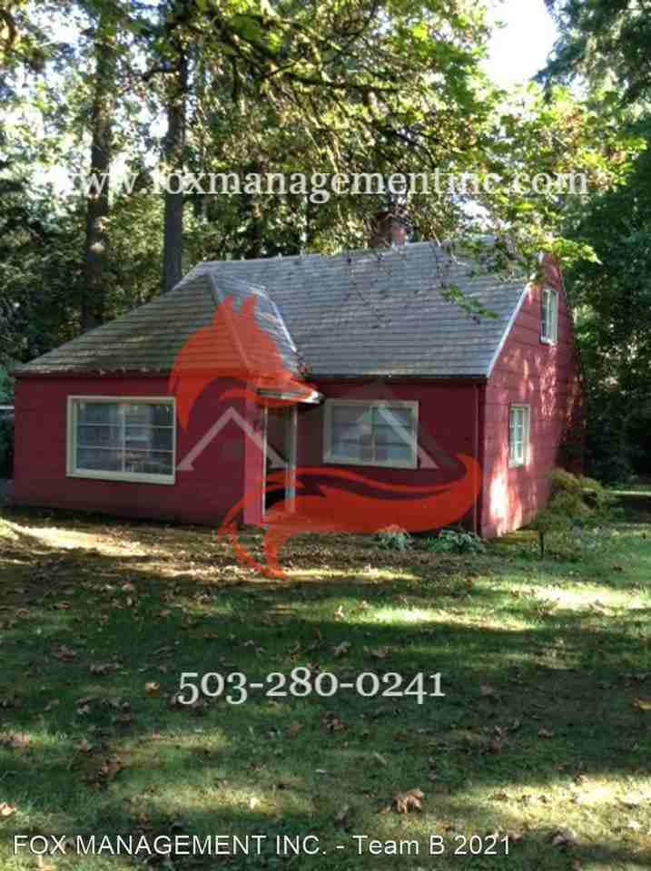 3550 Lake Grove Ave - Photo 2 of 30