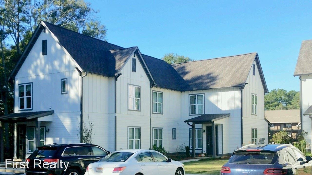 805 Railroad Avenue - Photo 2 of 20