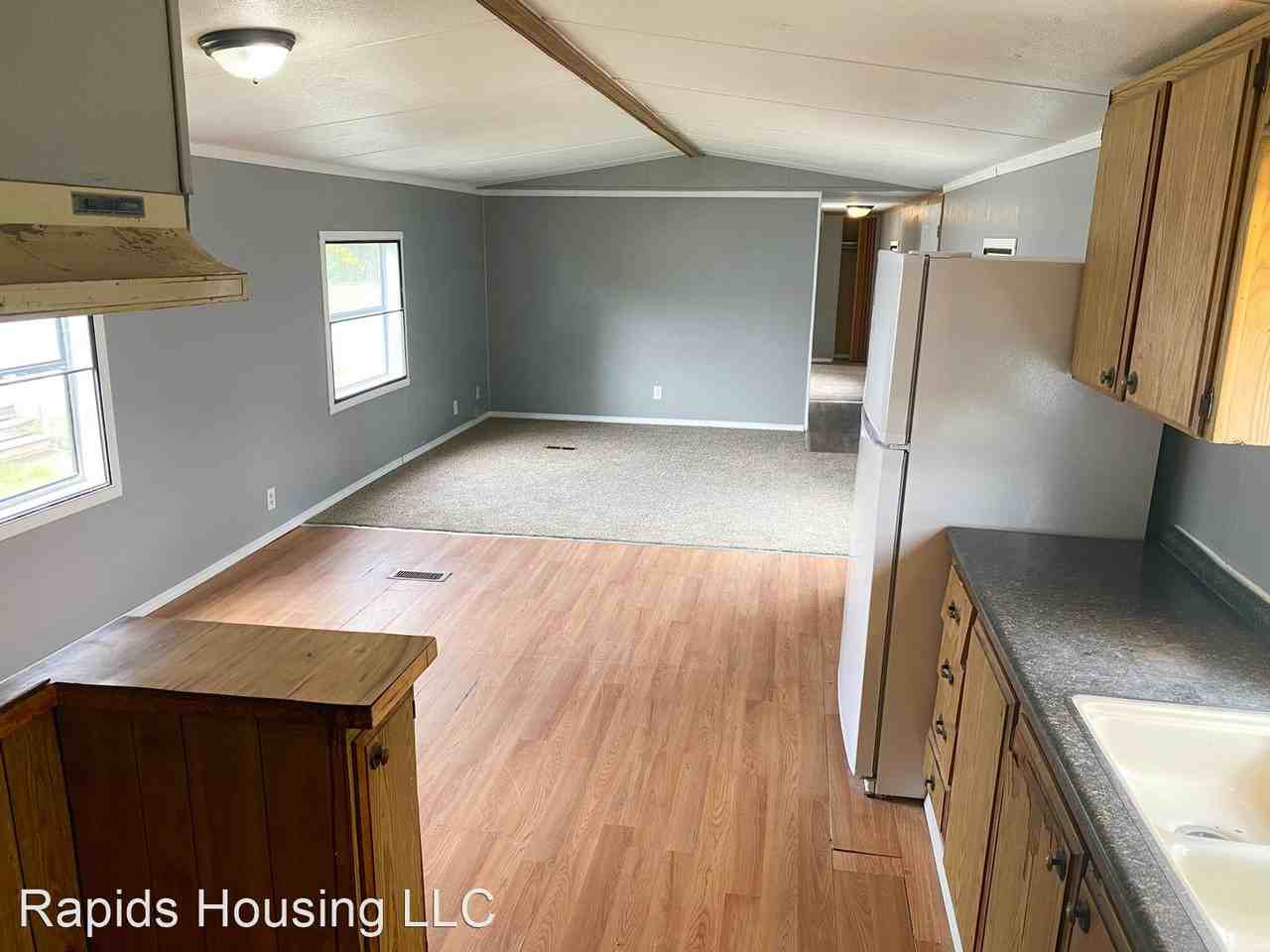 3710 Highway 73 South - Photo 3 of 14