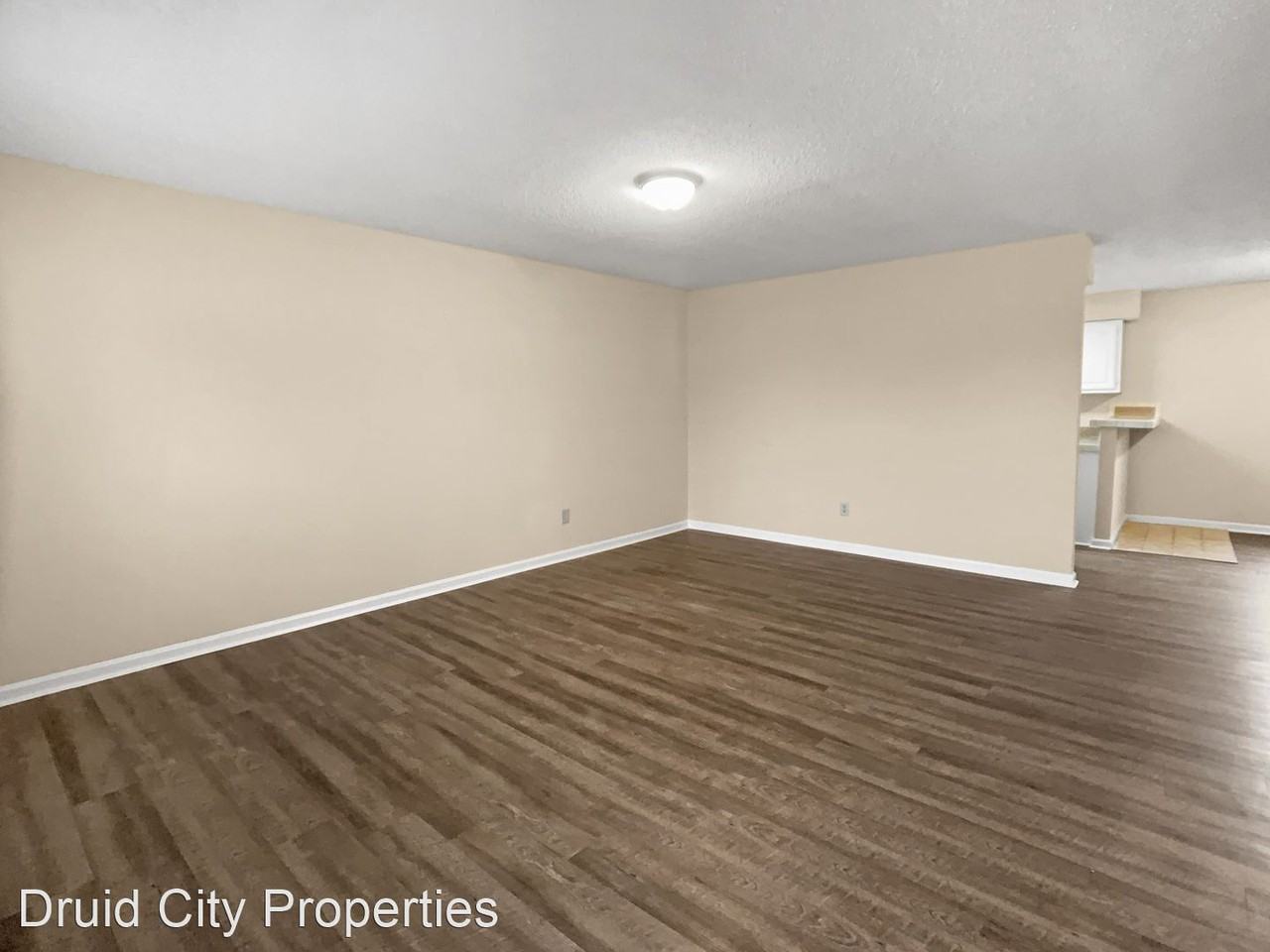8470 Rutherford Dr - Photo 2 of 20