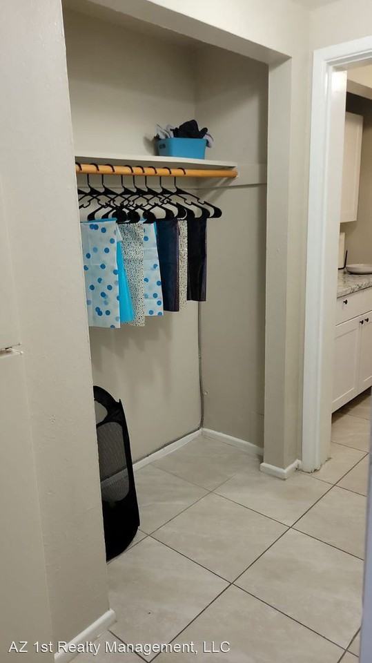 225-255 W. Flores Street - Photo 3 of 16