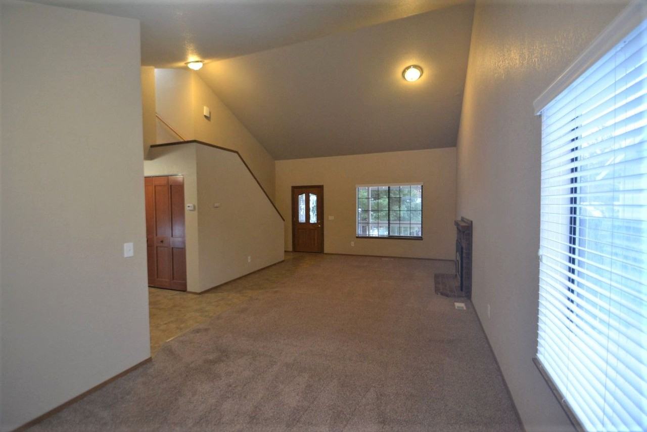 26547 221st Pl Se - Photo 2 of 13