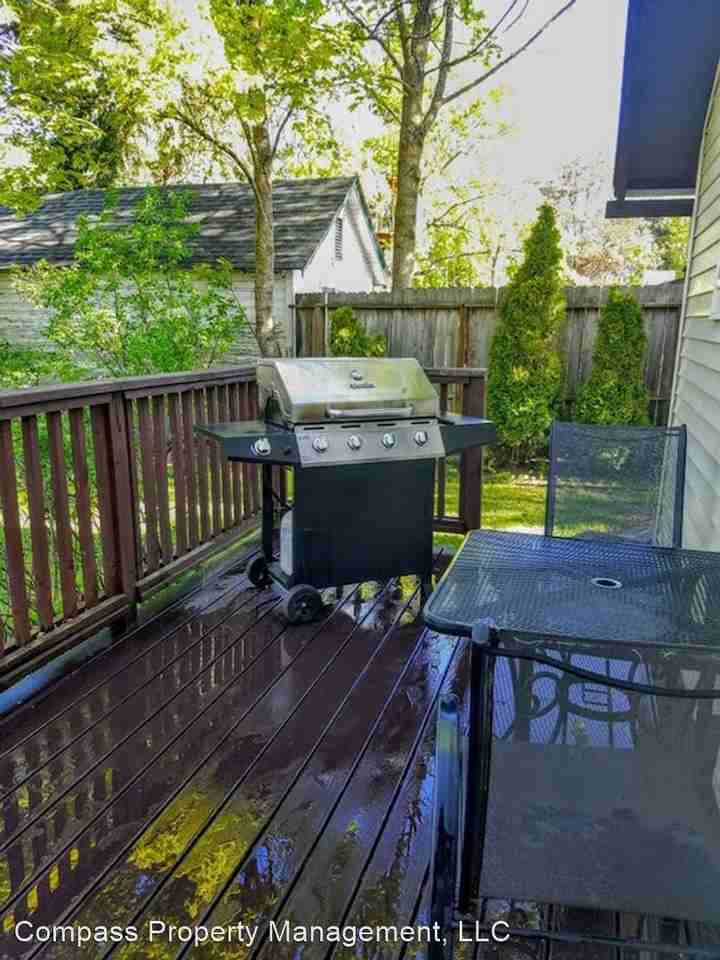 823 N 6th St - Photo 2 of 26