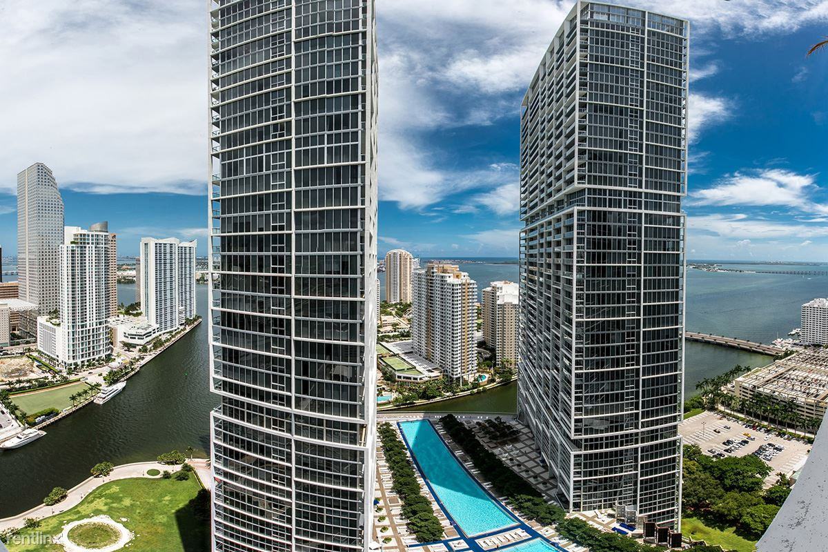 Icon Brickell - Photo 2 of 9