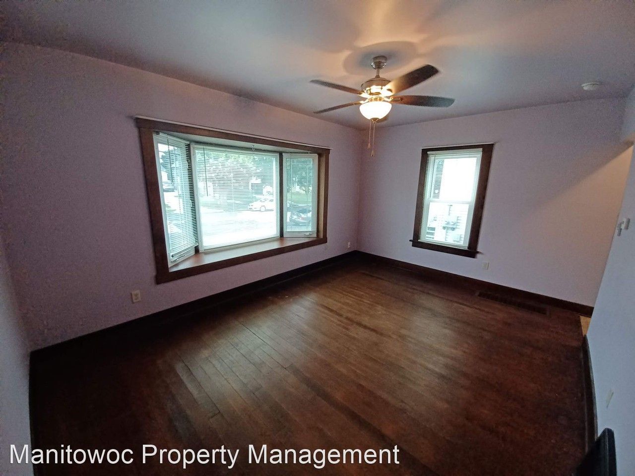 1213 S 18th St - Photo 3 of 9