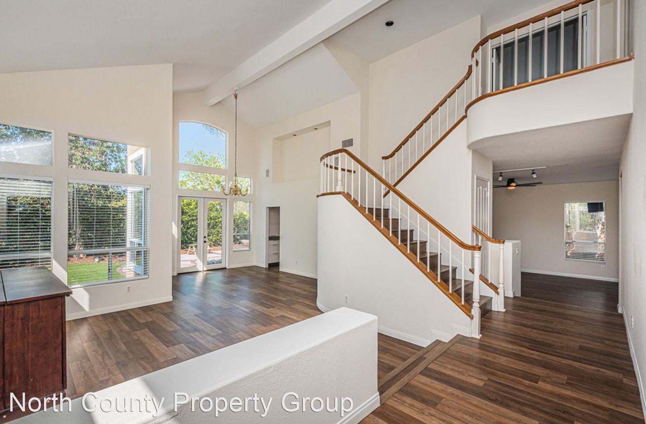 12678 Picrus St - Photo 3 of 39
