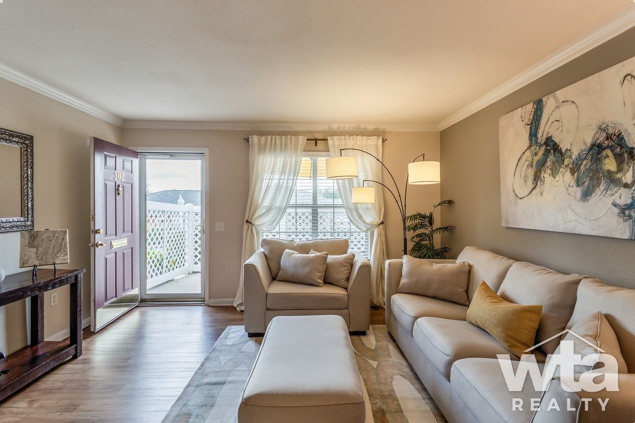 5903 BABCOCK RD - Photo 3 of 24