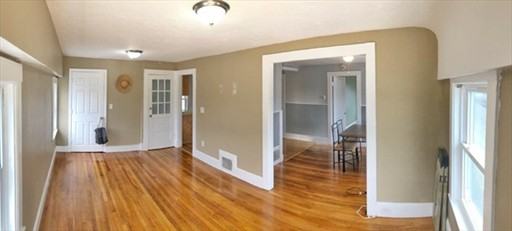 1136 Middle St #1136 - Photo 2 of 11