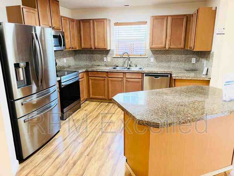 12648 Se 295th St - Photo 2 of 28