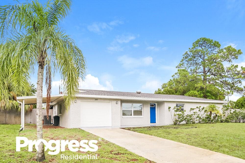 1847 Coco Palm Dr - Photo 3 of 16