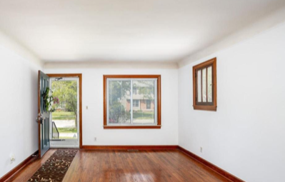 2073 Ridgemont Rd - Photo 3 of 11