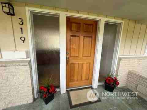 319 7th Ave W - Photo 2 of 24