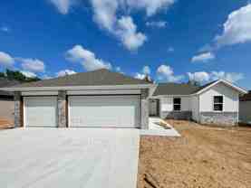 3855 W Linwood St - Photo 1 of 1