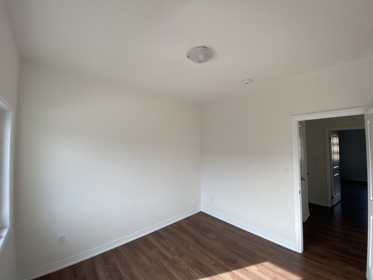 207 Coronation Road #Room - Photo 5 of 28