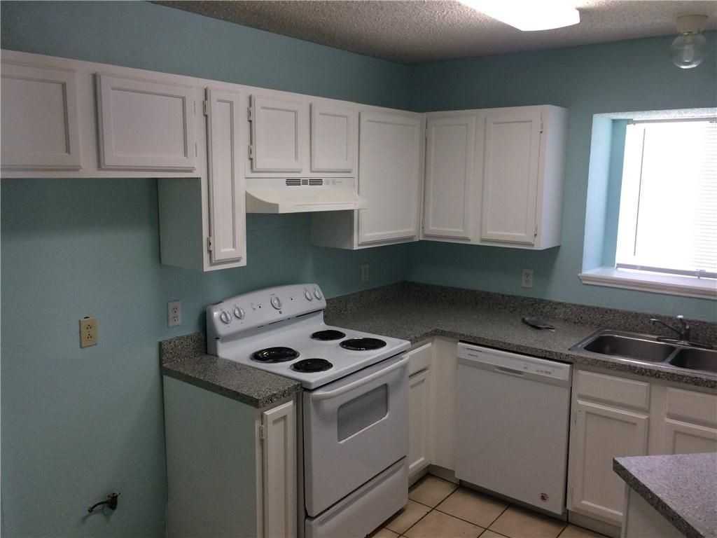 1338 Planters Rd #1 - Photo 2 of 10