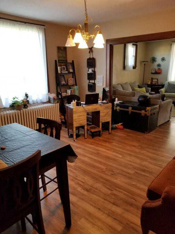 212 Palliser St - Photo 5 of 15