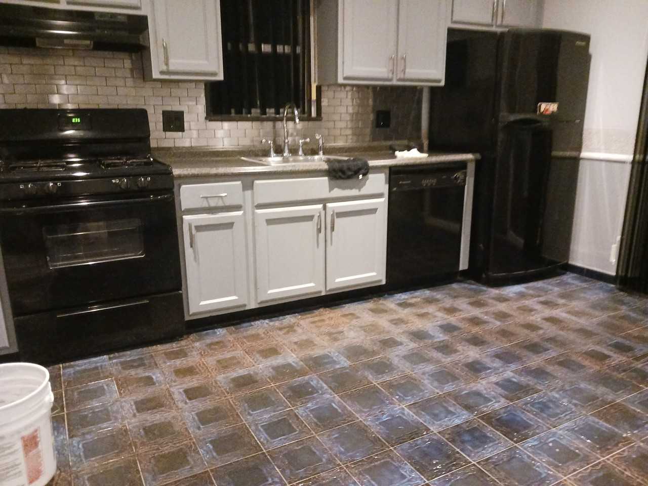 1636 Benson Avenue 2f - Photo 2 of 13