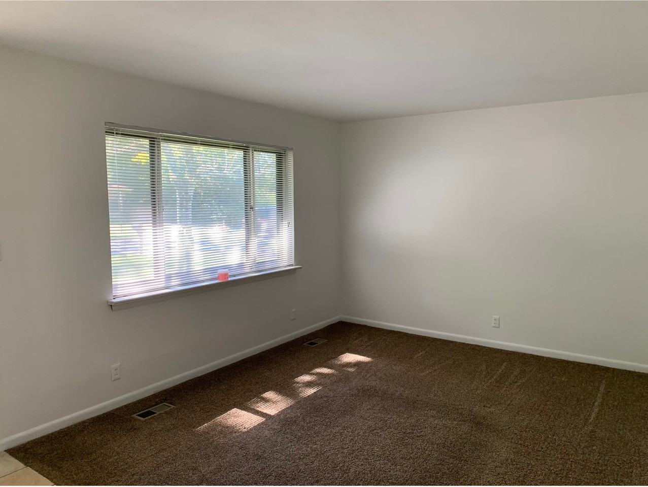 4723 Midland Pike #B - Photo 3 of 16