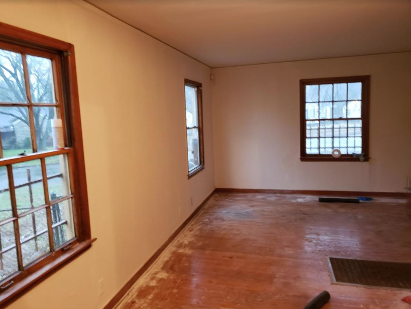 2751 Henley Dr - Photo 4 of 14