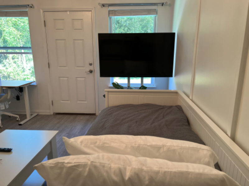 1015 Calhoun St #1A - Photo 5 of 15