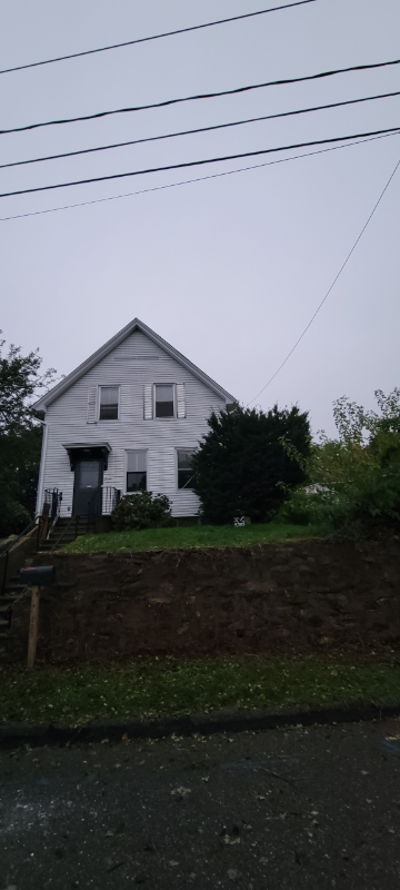 7 Swan Ave - Photo 2 of 37