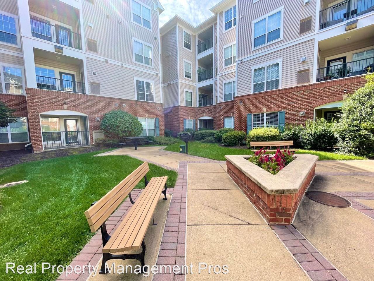 4860 Eisenhower Ave #191 - Photo 3 of 38