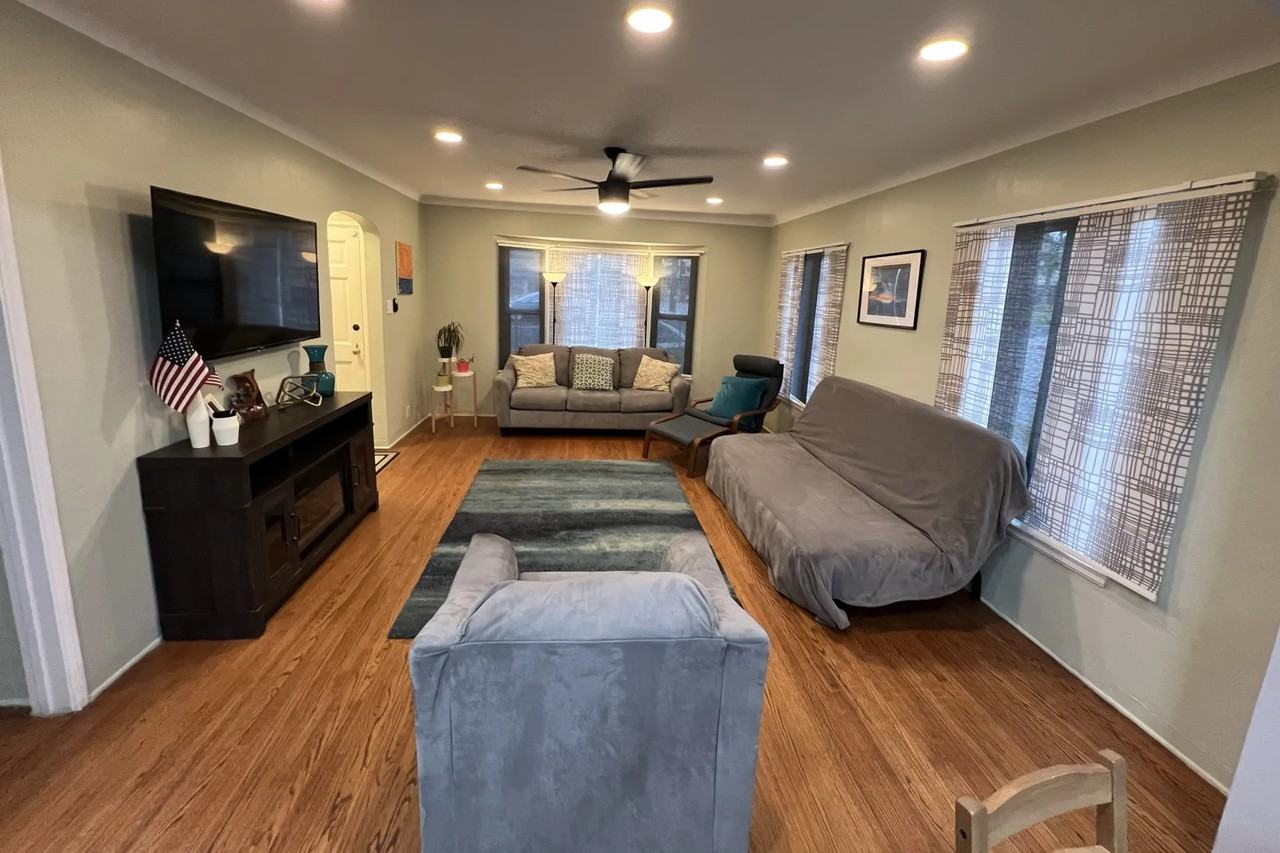 900 S Ramona St - Photo 3 of 11