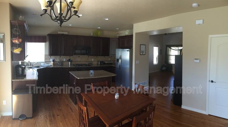 5751 Cisco Dr - Photo 3 of 31