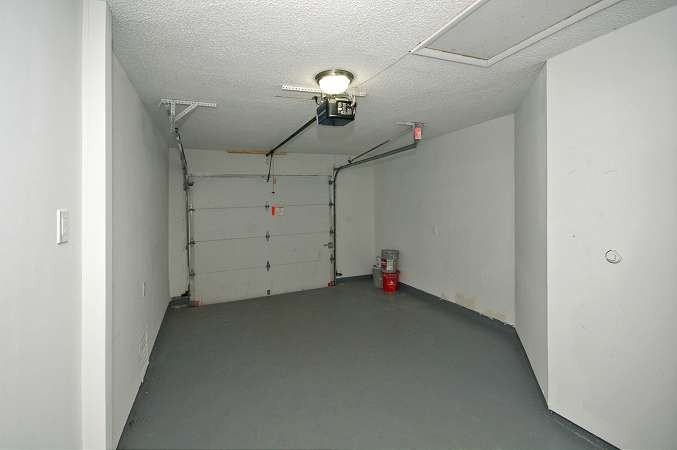 5591 Cynwyd Cir - Photo 3 of 24